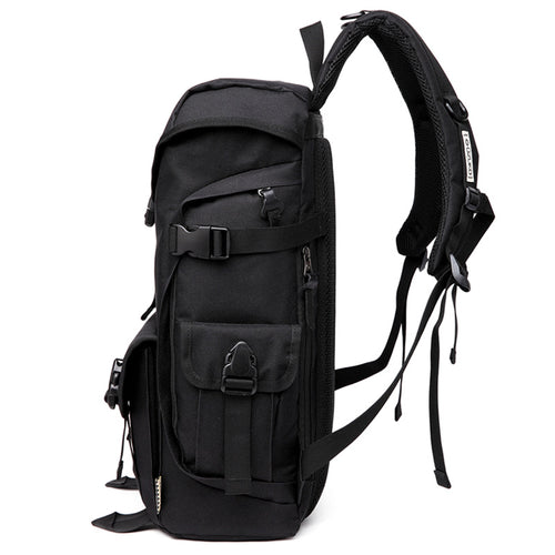 With dedicated pockets for your phone, ID, computer, and more, this bag keeps your daily essentials organized and easy to find.